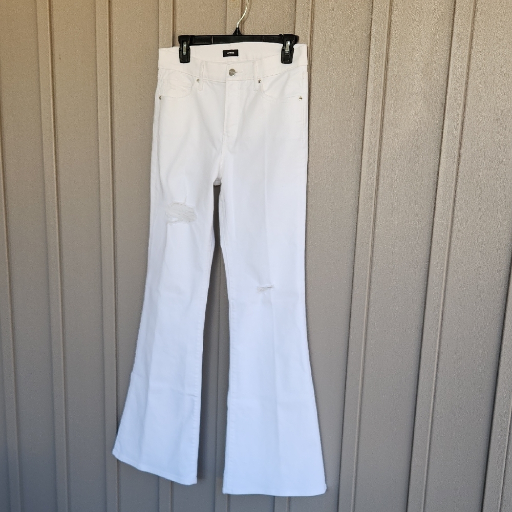 Express Women's Cream Distressed Flare Jeans - Picture 4 of 10